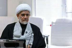 دکتر حجت الاسلام محسن الویری، تاریخ&zwnj;پژوه و استاد دانشگاه باقر العلوم قم در نشست علمی اربعین حسینی (ع) در منظومه فکری رهبر شهید امت