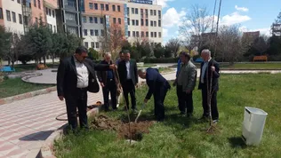 پویش درختکاری به نیابت از شهدای دانشجو در دانشگاه آزاد اسلامی میاندوآب