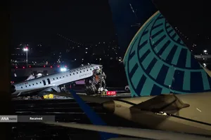 تصادف در باند فرودگاه لاگاردیا نیویورک 