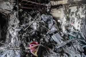 تصاویری از منزل مسکونی و محل شهادت دکتر محمدمهدی طهرانچی، دانشمند هسته ای و رئیس دانشگاه آزاد اسلامی،به همراه همسرش در مجتمع اساتید، میدان کتاب در حمله رژیم صهیونی به برخی مناطق و منازل مردم، شهروندان و دانشمندان هسته ای کشورمان در جریان جنگ تحمیلی دوازده روزه