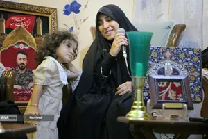 دیدار خادمیاران و یاوران رضوی با خانواده شهید حسن مهدی پور