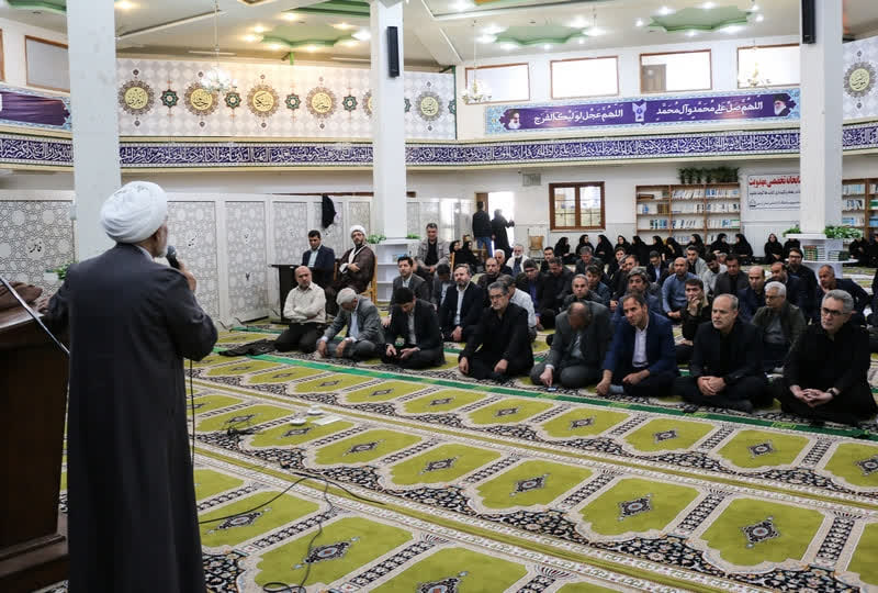 شرط جهادی ماندن انقلاب ما استقلال در همه جهات است