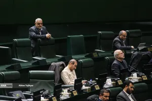 تقدیم لایحه بودجه ۱۴۰۵ توسط رئیس جمهور به مجلس