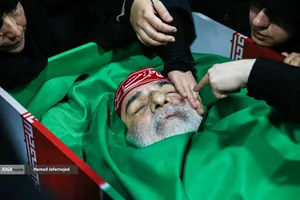 وداع با پیکر&zwnj; مطهر  شهید حجت&zwnj;الاسلام محمد مقیسه رئیس شعبه ۵۳ دیوان عالی کشور در معراج شهدای تهران