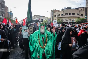 تشییع پیکر مطهر آقای شهید ایران و خانواده ایشان-4