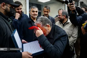 رونمایی از یادمان شهدای جنگ رمضان در مجتمع شهید صدرزاده دانشگاه آزاد