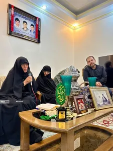 دیدار و تکریم خادمیاران رضوی منطقه 14 تهران با خانواده شهیدان محمدعلی،علی اصغر و جواد امینی بیات