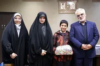 دلجویی دکتر طهرانچی از خانواده شهید مدافع حرم + تصاویر