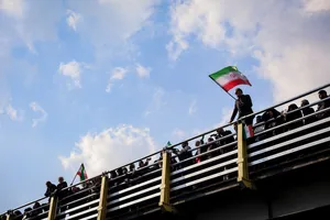 تشییع پیکر شهیدان لاریجانی، سلیمانی و شهدای ناو دنا
