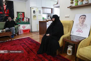 دیدار با خانواده نخبه شهید علی حیدرزاده