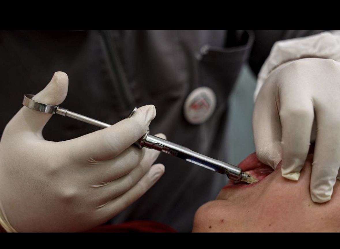 فعالیت‌های جهادی به یاد ۱۶۸ شهید مدرسه «شجره طیبه» / احداث ۲۵۱ سرویس بهداشتی، آبرسانی‌ و توزیع نان در روستاها+ فیلم