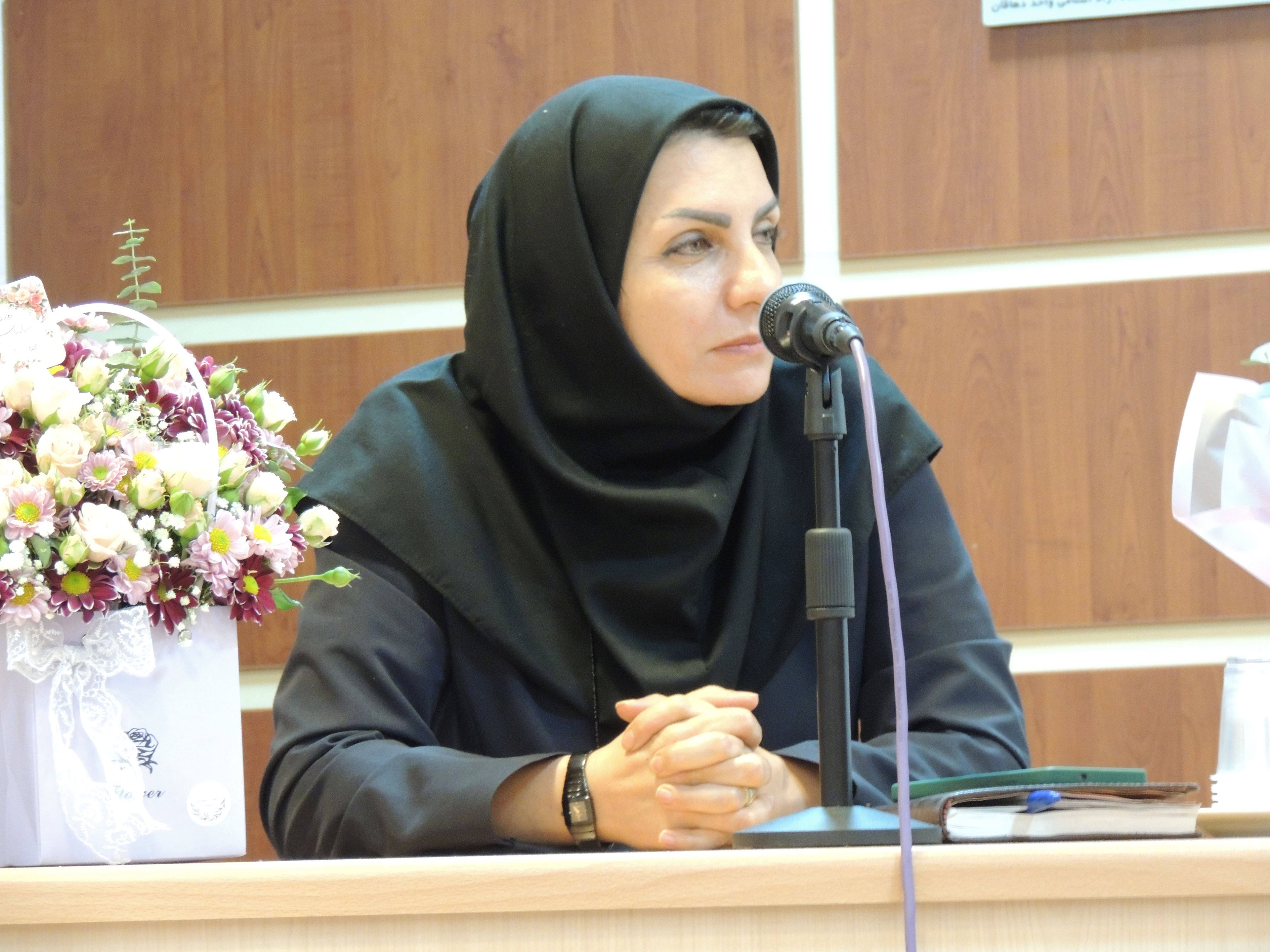 بررسی جایگاه ابوالفرج رونی در گذار شعر فارسی از سبک خراسانی به عراقی بررسی جایگاه ابوالفرج رونی در گذار شعر فارسی از سبک خراسانی به عراقی