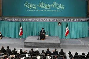 دیدار اقشار مختلف مردم در سالروز مبعث پیامبر اعظم (ص) با رهبر معظم انقلاب