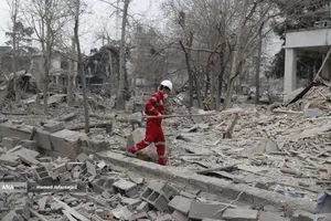 حمله هوایی جنگنده&zwnj;های اسرائیلی_آمریکایی به خیابان پیروزی تهران