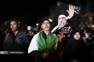 دومین شب عزاداری در سوگ رهبر شهید انقلاب - خیابان نبرد