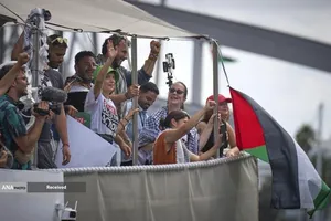 حرکت بزرگ&zwnj;ترین ناوگان"الصمود" همبستگی بین&zwnj;المللی از بندر بارسلونا اسپانیا به سوی غزه