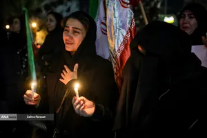 مراسم عزاداری در سوگ رهبر شهید انقلاب - میدان ولیعصر (عج)