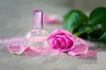 رونمایی از ۴ محصول اسانس گل محمدی در پژوهشکده اسانس‌های طبیعی قمصر 