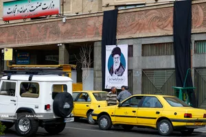 شهر در سوگ رهبر شهید