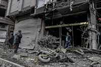 حمله هوایی رژیم صهیونیستی - آمریکایی به خیابان پیروزی تهران