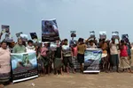 Foreign media outlets have described the advance of Yemeni forces along the country&rsquo;s western coast, their capture of the strategic port of Mocha and their move toward the Bab al-Mandab Strait and Mayyun (Perim) Island as a significant and concerning development for the United States and Saudi Arabia. The recent victories by Yemen&rsquo;s armed forces and the expulsion of Saudi-backed forces from western coastal districts were followed by large public rallies in several Yemeni cities.