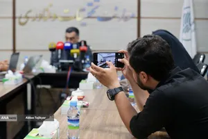 نشست خبری افشین آخوندزاده معاون تحقیقات و فناوری وزارت بهداشت