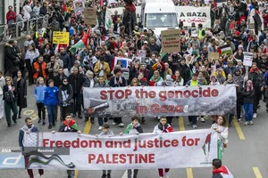 تداوم تظاهرات در کشورهای جهان در محکومیت سیاست گرسنگی دادن به مردم غزه