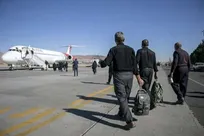 زائران گروگان «وقت‌کُشی» مسئولان / بلاتکلیفی نرخ بلیت پرواز‌های اربعین ادامه دارد