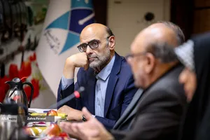 دیدار رئیس دانشگاه آزاد اسلامی با آزادگان