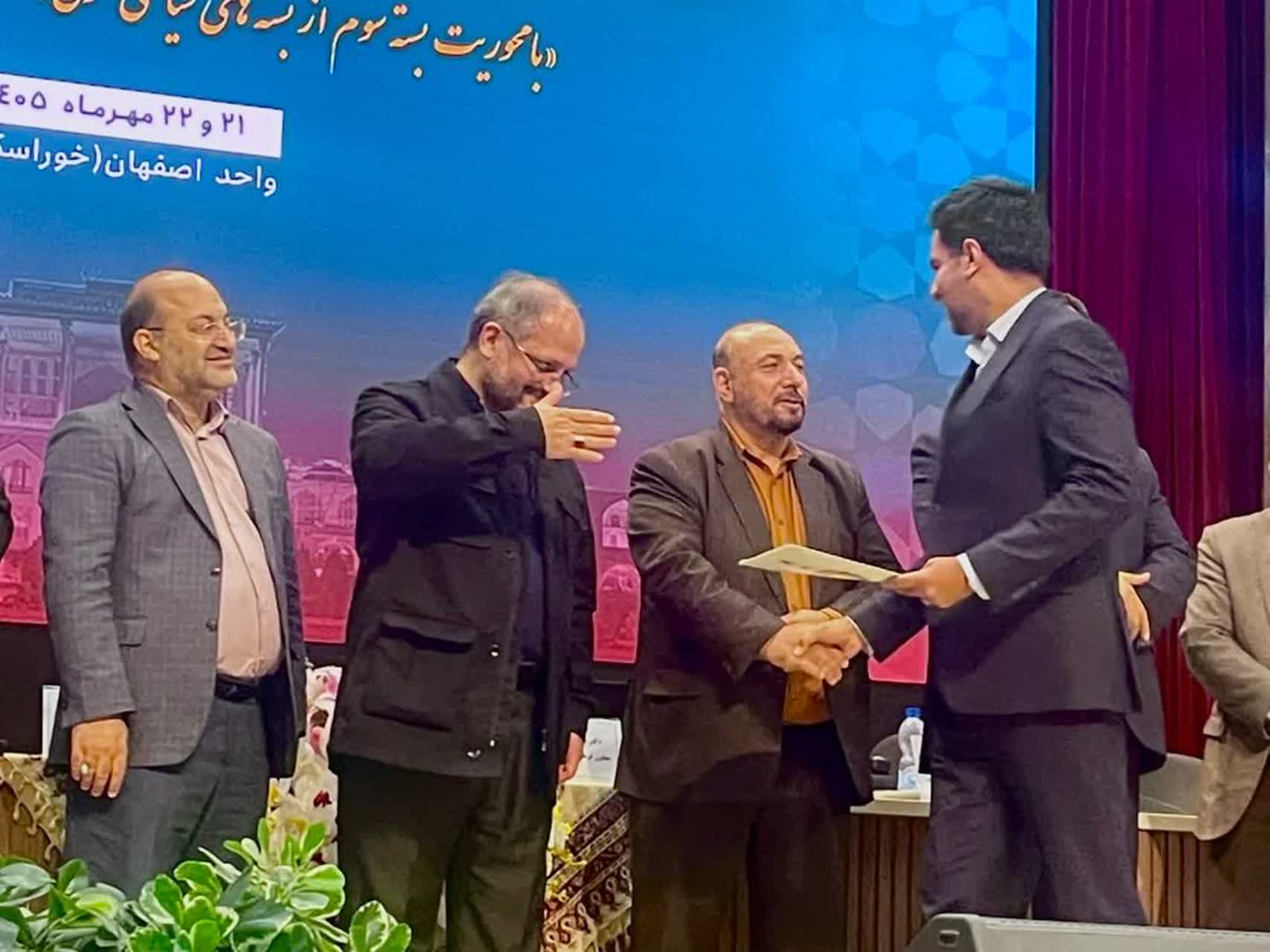 کسب رتبه عالی دانشگاه آزاد بندرعباس در ارزیابی عملکرد فرهنگی
