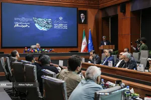 نشست خبری محمدرضا ظفرقندی، وزیر بهداشت، درمان و آموزش پزشکی
