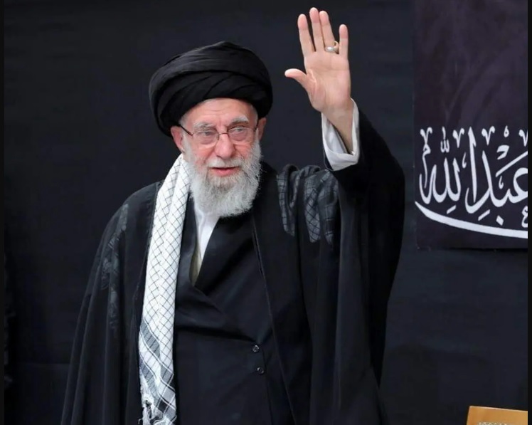 آماده انتشار/ دل ما خو کند به غم؟ هرگز!/ دست می‌افتد و علم هرگز