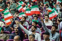 پیام رهبر انقلاب خطاب به دانش‌آموزان و دانشجویان نقشه راه نسل آینده است/ آموزش حافظه‌محور باید جای خود را به پرورش تفکر و خلاقیت بدهد