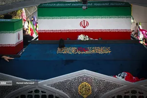 تشییع پیکر مطهر آقای شهید ایران و خانواده ایشان