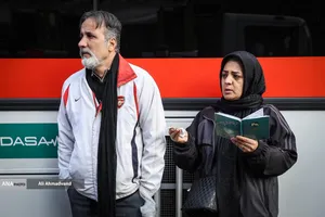 تشییع پیکر 100 شهید دوران دفاع مقدس همزمان با سالروز شهادت حضرت فاطمه زهرا(س) در تهران