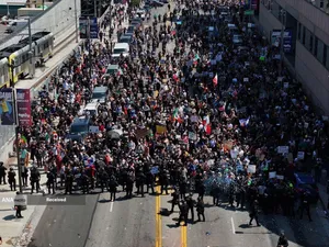 آتش اعتراضات در لس آنجلس