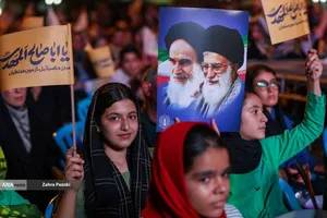 اجتماع بزرگ مردمی &laquo;عید بیعت&raquo; در میدان امام حسین (ع)