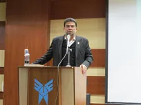 هدف دانشگاه آزاد تربیت کارآفرینان است نه جویندگان شغل