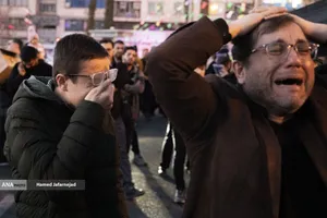  اجتماع مردم تهران در پی خبر شهادت حضرت آیت الله العظمی امام خامنه ای رحمته الله علیه رهبر عظیم الشان انقلاب اسلامی ایران