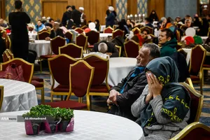 آیین بدرقه خانواده&zwnj;های آسیب&zwnj;دیده در جنگ به زیارت امام رضا(ع)
