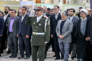 تجدید میثاق دانشگاهیان دانشگاه آزاد اسلامی با آرمان های امام خمینی(ره)