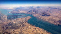 IRGC Warns Washington: Any Interference in Hormuz Will Be Met with Overwhelming Force