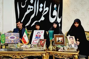 دیدار خادمیاران و یاوران رضوی با خانواده شهید مصطفی غریب شیرنگی