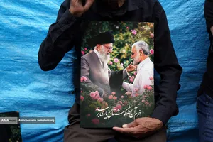تشییع پیکر مطهر آقای شهید ایران و خانواده ایشان