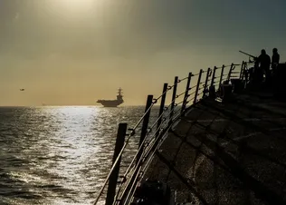 افول هژمونی با صدای بلندِ تهدید