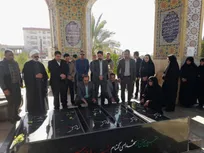 دیدار دانشگاهیان کازرون با امام جمعه شهرستان به مناسبت دهه مبارک فجر