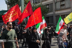 پیاده&zwnj;روی جاماندگان اربعین در تهران
