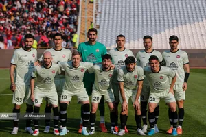 تیم فوتبال تراکتور