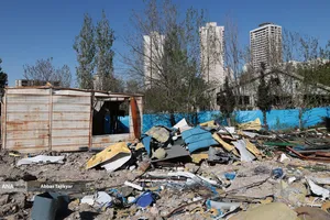 بازدید وزیر علوم از پژوهشگاه هوافضا در تهران