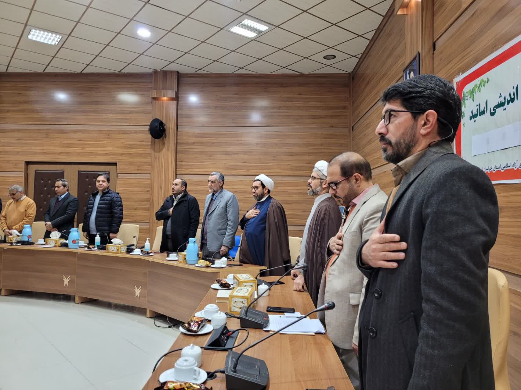 بصیرت رسانه‌ای؛ خط مقدم عبور جامعه از فتنه‌ها